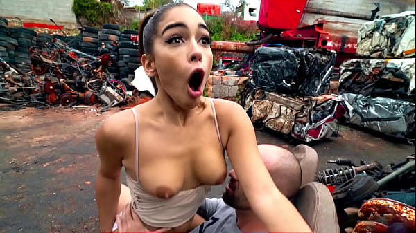 Hot fit teen gets fucked in her booty in Junk Junction – teen anal porn
